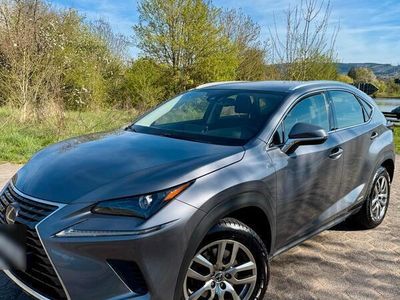 Lexus NX300h