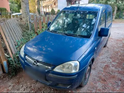 Gebraucht Opel Combo 87 PS (63 kW) 2005 Blau Van / Kleinbus