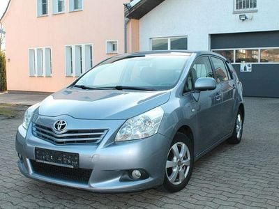Gebraucht Toyota Verso Life 126 PS (92 kW) 2010 Blau Van / Kleinbus