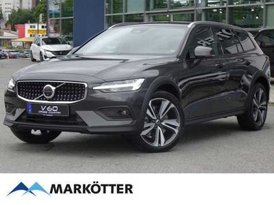 gebraucht Volvo V60 CC B4 AWD Cross Country Plus Sportsitze/ACC/19''