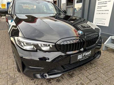 gebraucht BMW 320 i xDrive Sport Boost Navi LED PDC MFA GRA uvm