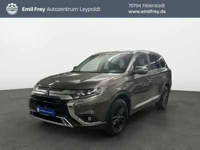 Gebraucht Mitsubishi Outlander Diamant Edition 150 PS (110 kW) 2019 Braun SUV