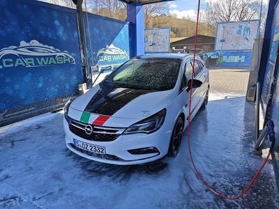 Gebraucht Opel Astra Dynamic 150 PS (110 kW) 2016 Weiß Kombi
