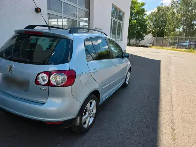 Gebraucht VW Golf Plus Cross 122 PS (89 kW) 2008 Blau Van / Kleinbus
