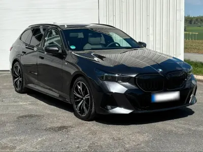 Usata BMW 540 M Sport 303 CV (222 kW) 2024 Grigio Station wagon