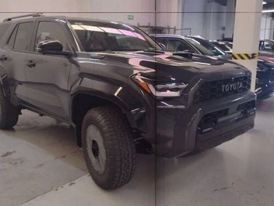 Neu Toyota 4 Runner T1 326 PS (239 kW) 2025 Schwarz SUV