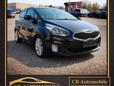 Używany Kia Carens Vision 136 KM (100 kW) 2014 Czarny Minivan
