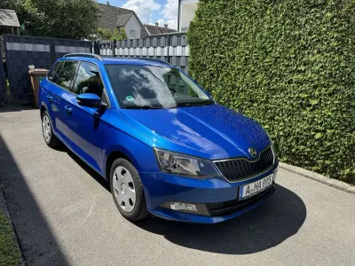 Gebraucht Skoda Fabia Ambition 90 PS (66 kW) 2015 Blau Kombi