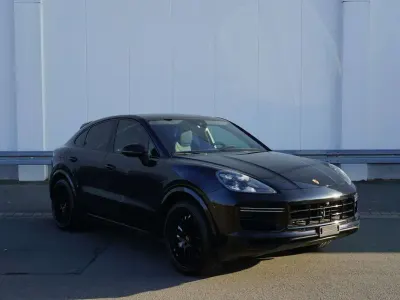 Gebraucht Porsche Cayenne Turbo 549 PS (403 kW) 2019 Schwarz SUV