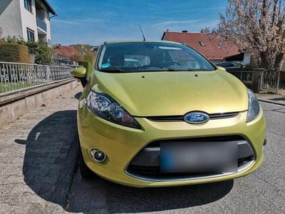 Begagnad Ford Fiesta Titanium 82 HK (60 kW) 2009 Grön Halvkombi