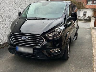 Usata Ford Tourneo Titanium X 170 CV (125 kW) 2019 Nero Monovolume