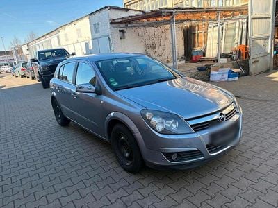 Gebraucht Opel Astra 102 PS (75 kW) 2005 Grau Limousine