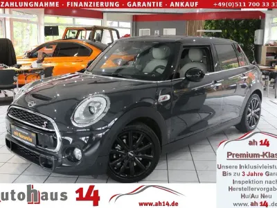 Używany Mini Cooper S 192 KM (141 kW) 2016 Szary Hatchback