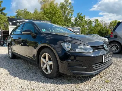 Używany VW Golf VII Comfortline 105 KM (77 kW) 2015 Czarny Kombi