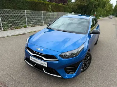 Gebraucht Kia Ceed Sportswagon GT-Line 136 PS (100 kW) 2023 (b3l) blue flame met. Kombi