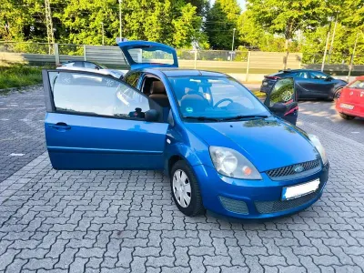 Gebraucht Ford Fiesta Style 69 PS (50 kW) 2008 Blau Kleinwagen