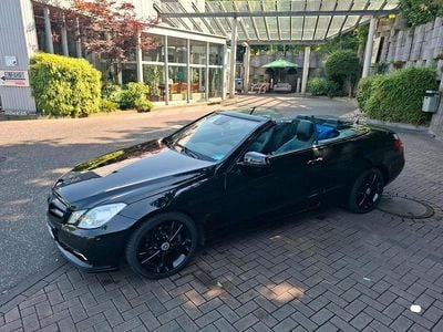 Schwarz Gebraucht 2010 Mercedes E220 Cabrio | 9.500 € (Guter Preis)