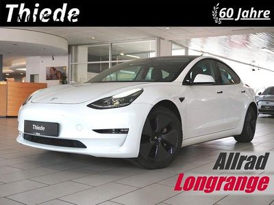 Begagnad Tesla Model 3 366 kW (498 HK) 2022 Vit Sedan