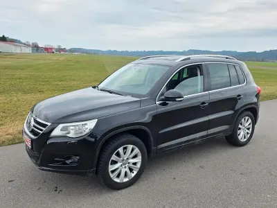 Second-hand VW Tiguan Sportline 140 CP (102 kW) 2008 Negru SUV