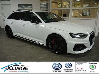 Gebraucht Audi RS4 Competition 450 PS (330 kW) 2024 Gletscherweiß metallic Kombi