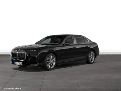 Gebraucht BMW 740 M Sport 299 PS (219 kW) 2025 Schwarz Limousine