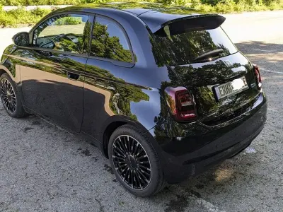 Gebraucht Fiat 500e Icon 86 kW (118 PS) 2022 Schwarz Limousine
