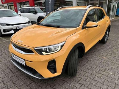 Neu Kia Stonic Vision 79 PS (58 kW) 2025 Gelb SUV