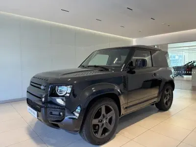 Gebraucht Land Rover Defender Black Edition 200 PS (147 kW) 2023 Schwarz SUV