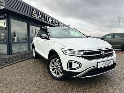 Second-hand VW T-Roc Style 150 CP (110 kW) 2023 Alb SUV
