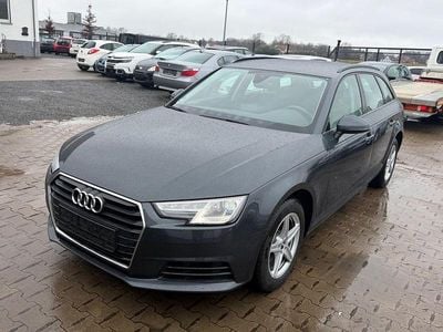 Gebraucht Audi A4 Basis 150 PS (110 kW) 2018 Grau Kombi
