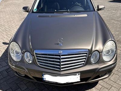 Mercedes E280