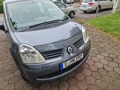 Używany Renault Modus 75 KM (55 kW) 2007 Szary Minivan
