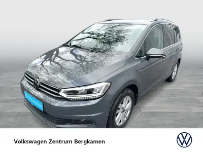 Gebraucht VW Touran Highline 150 PS (110 kW) 2025 Grau Van / Kleinbus