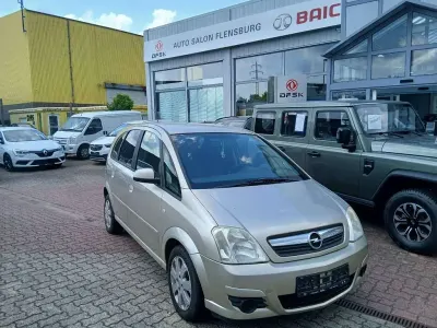 Gebraucht Opel Meriva Basis 90 PS (66 kW) 2007 Champagner silber m2 Van / Kleinbus