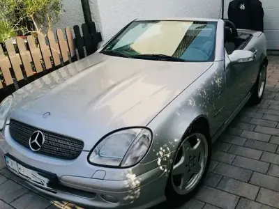 Gebraucht Mercedes SLK230 197 PS (144 kW) 2001 Silber Cabrio
