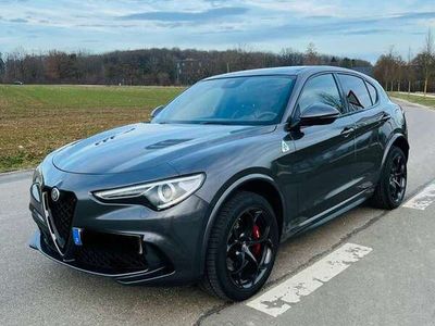 gebraucht Alfa Romeo Stelvio V6 2.9 Bi-Turbo AT8-Q4 Quadrifoglio no OPF / Pano