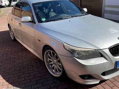 BMW 523