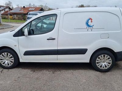 Second-hand Citroën Berlingo 90 CP (66 kW) 2012 Alb Monovolum