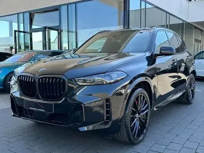 Używany BMW X5 M Sport 286 KM (210 kW) 2025 Czarny SUV