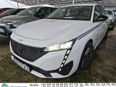 Gebraucht Peugeot 308 129 PS (94 kW) 2022 Weiß Limousine