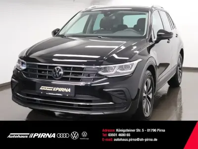 Używany VW Tiguan Move 150 KM (110 kW) 2023 Czarny SUV