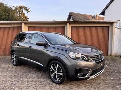 Lackierung platiniumgrau Gebraucht 2019 Peugeot 5008 Allure SUV | 16.480 €