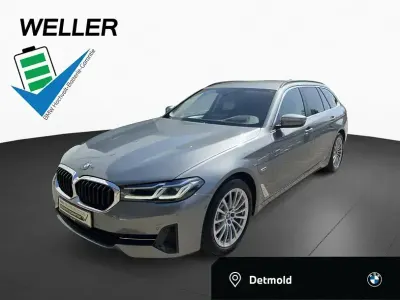Usata BMW 530e Sport Line 292 CV (214 kW) 2022 Grigio Station wagon