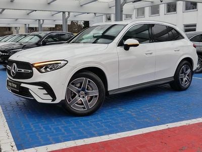 Gebraucht Mercedes GLC300 AMG line 269 PS (197 kW) 2025 Unilack polarweiß Van