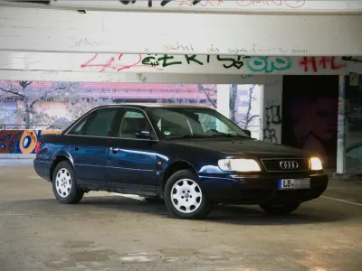 Usata Audi A6 Basis 174 CV (127 kW) 1996 Blu Berlina