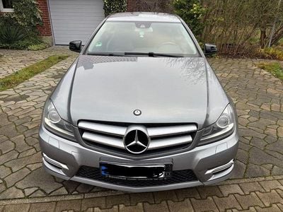 Gebraucht Mercedes C220 AMG line 170 PS (125 kW) 2014 Grau Coupé