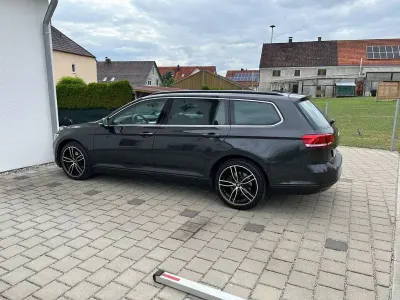 Second-hand VW Passat Comfortline 150 CP (110 kW) 2019 Negru Break