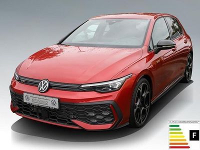 Gebraucht VW Golf VIII Style 265 PS (194 kW) 2025 Rot Limousine