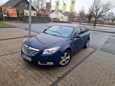 Gebraucht Opel Insignia 194 PS (142 kW) 2012 Blau Kombi