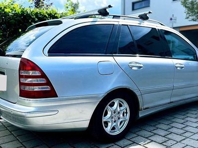 Mercedes C200